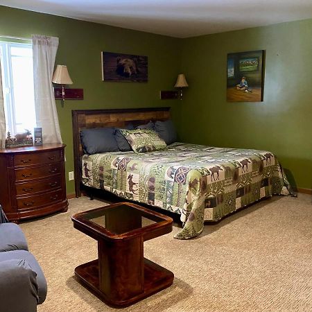 Moosehead Lodge Rangely Экстерьер фото
