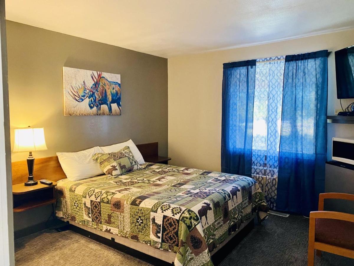 Moosehead Lodge Rangely Экстерьер фото